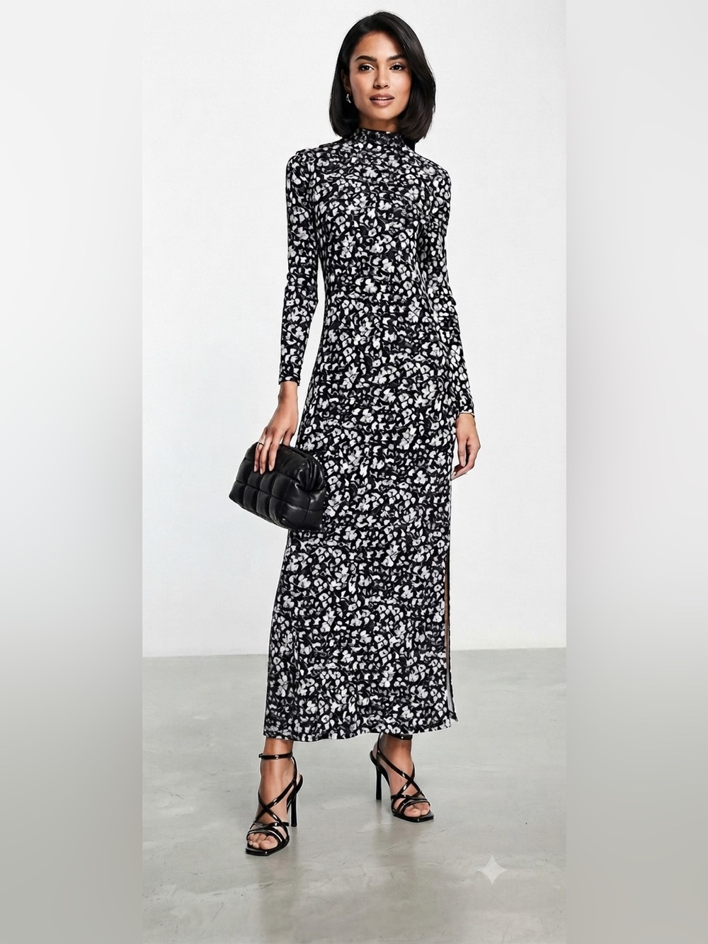 GhoSpell Black and White Floral Long Sleeve Maxi Dress